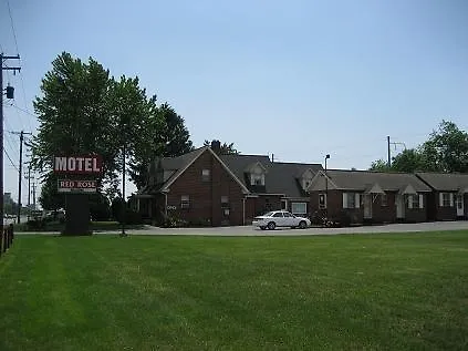 Red Rose Motel-3