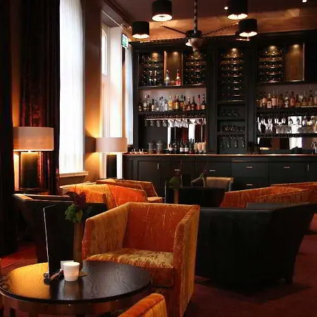 Sandton Pillows-3