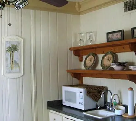 Amelia Oceanfront Bed And Breakfast-2