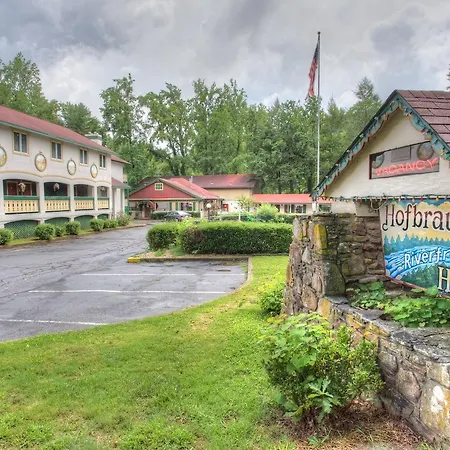 Hofbrau Riverfront Hotel-2