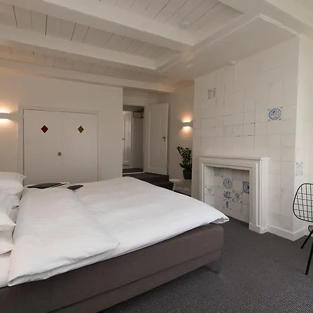 Bed And Breakfast-2