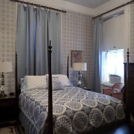 Hillard House Inn-3
