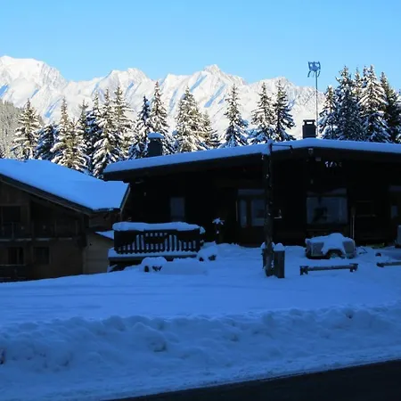 Hôtel Chalet Le Caribou-2