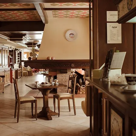 Hotel Lusi-2