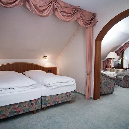 Hotel Sonnenhof-3