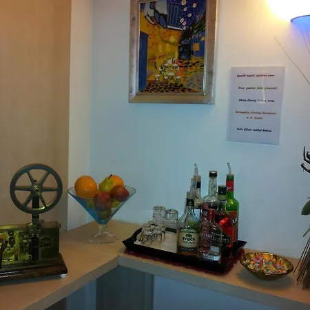 Hotel Appia 442-3