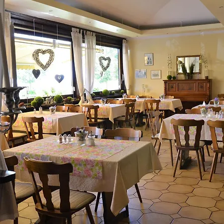 Hotel Waldschloss-2