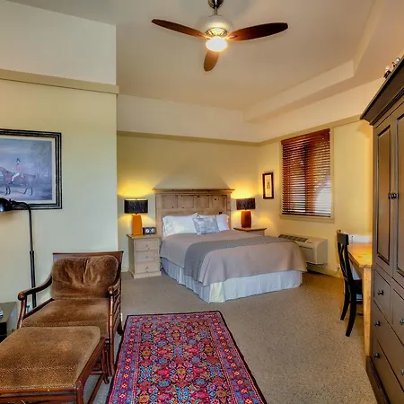 The Eagle Harbor Inn-2