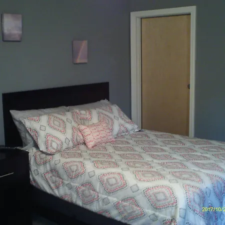 Pine Tree Inn-2