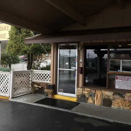 Holiday Lodge-2
