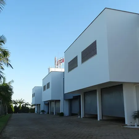 Xenon Motel (Adults Only)-3