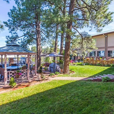 West End Lodge-3