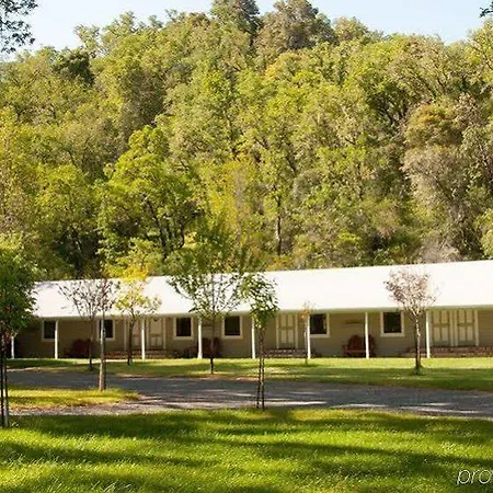 Vichy Springs Resort-2
