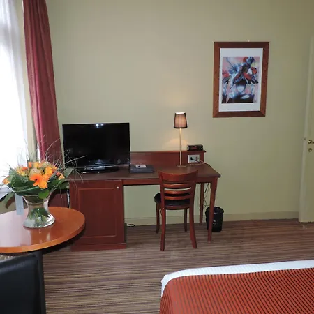 Hotel Cour Saint Georges By Cw Hotel Collection-2