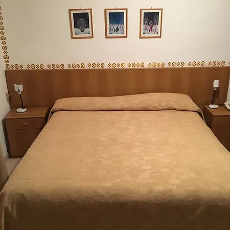 Hotel Azzurro-2
