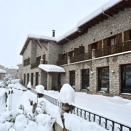 Hostal La Neu-2