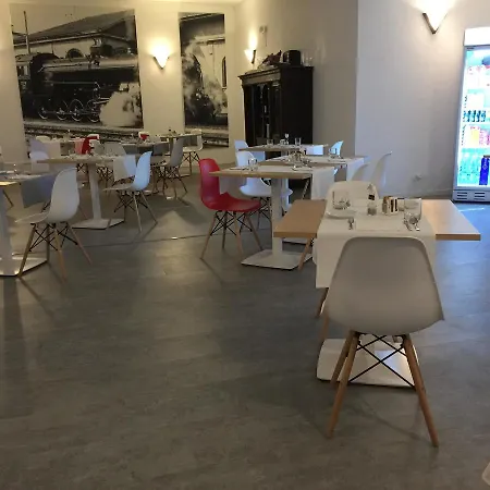 Hotel Internazionale Luino-3