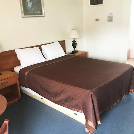 Village Motel-3
