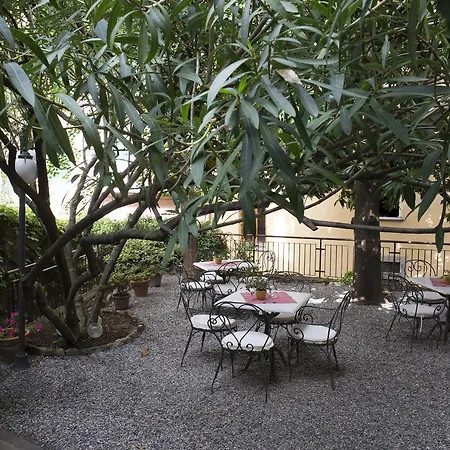 Hotel La Colonnina-3
