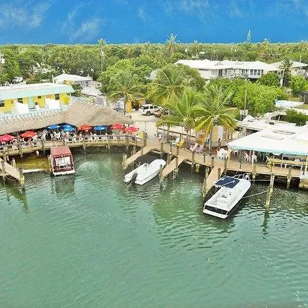 Snappers Key Largo-2