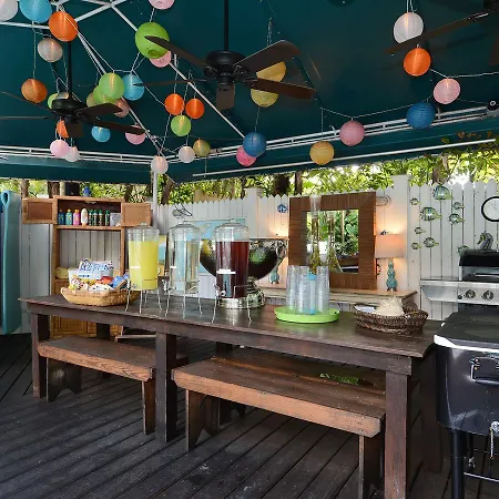 Pineapple Point Guesthouse & Resort - Gay Men'S Resort-2