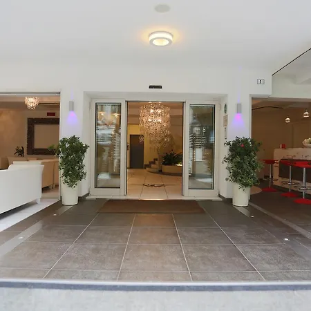 Hotel Caribia Pinarella-2