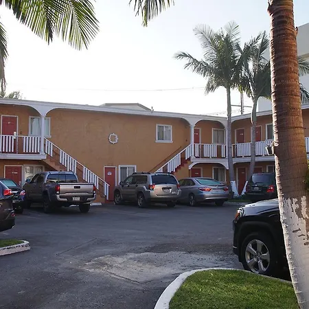 Paradise Inn And Suites-3
