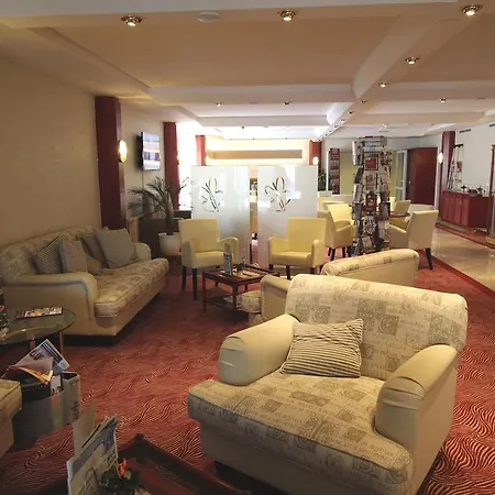 Airport Hotel Erfurt-3