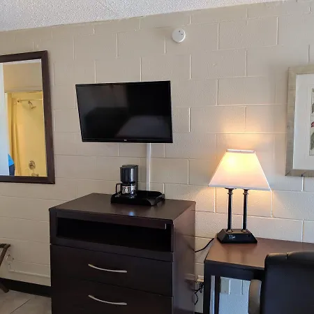 American Quality Lodge-3