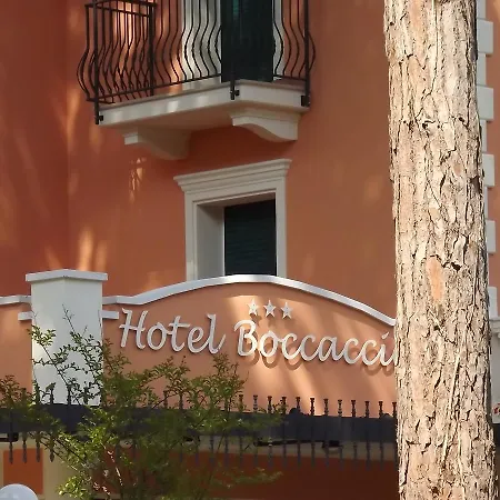 Hotel Boccaccio-free parking--2