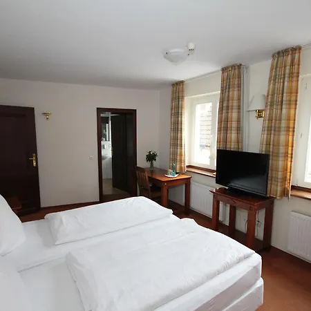 Hotel Drei Linden-3