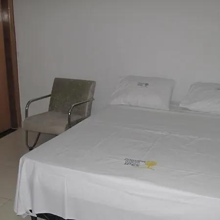 Pousada Flor Dos Ipês-3