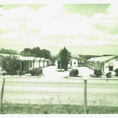 Hotel Kitsmiller On Main-3