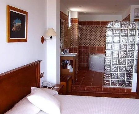 Hotel Donde Caparrós-3
