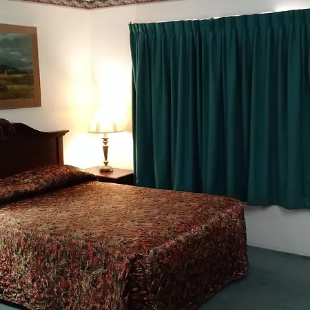 El Rancho Motel-2