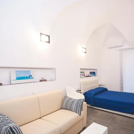 Il Viaggiatore Via Indipendenza 2-3