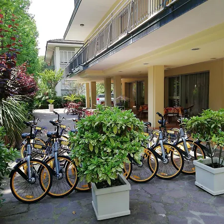 Hotel Devon Rooms & Breakfast-3