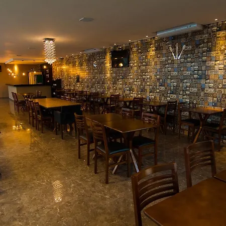 Royal Hotel & Gastronomia-2