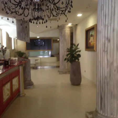 Hotel In-2