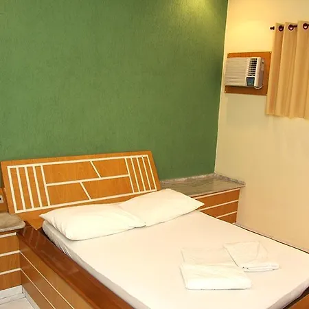 Motel Passport-2