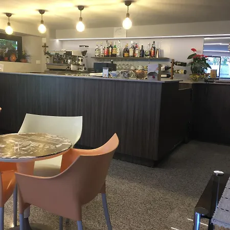 Hotel Capri-2