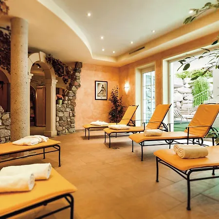 Hotel Enzian-3