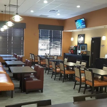 Best Western Plus North Platte Inn & Suites-2