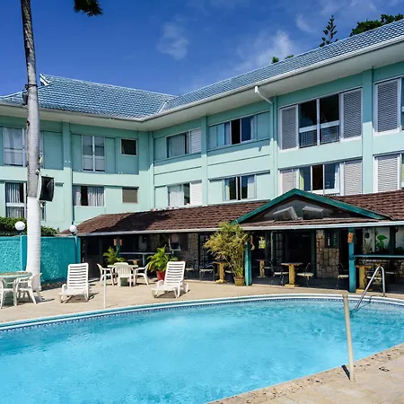 Doctors Cave Beach Hotel-2