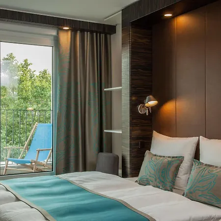 Motel One Duesseldorf-Hauptbahnhof-3