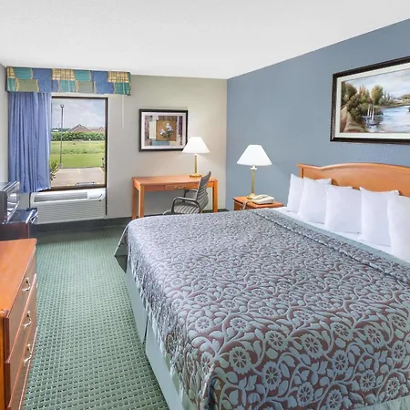 Days Inn By Wyndham Galliano La-3