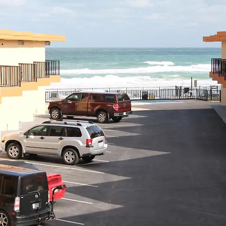 Grand Prix Motel Beach Front-2