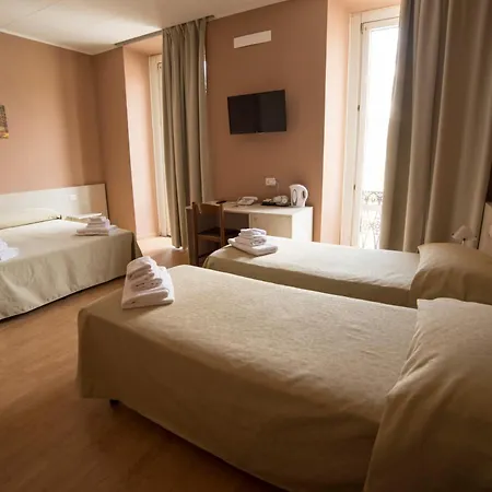 Hotel Moderno-2