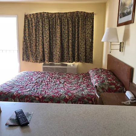 Country Host Inn-3