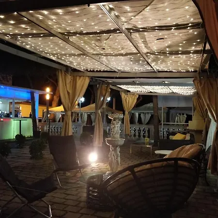 Hotel Pete-2